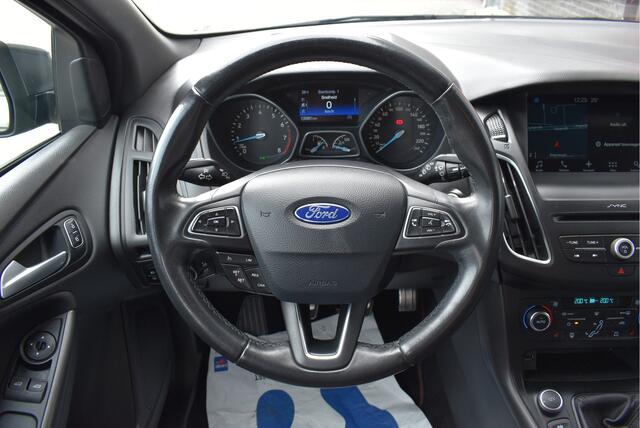 Ford FOCUS Wagon 1.0 ST-Line Carplay, Stoel/voorruitverwarming, Cruise control