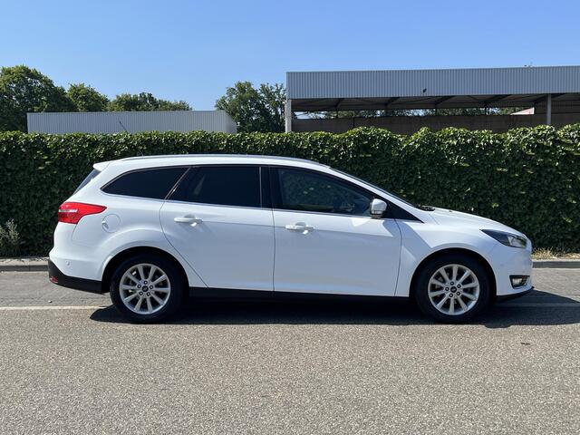Ford FOCUS Wagon 1.0 Titanium * Automaat * Carplay * Nieuwe Distributie * Garantie