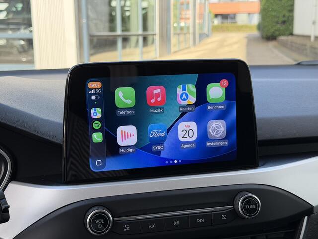 Ford FOCUS Wagon 1.0 EcoBoost Titanium X Business | Carplay/Stuur-/Stoel&Voorruitverw./Camera/Cruise Control