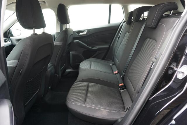 Ford FOCUS Wagon 1.0 EcoB.125PK Hybrid Business/Camera/1e Eigenaar/ Metallic Black.