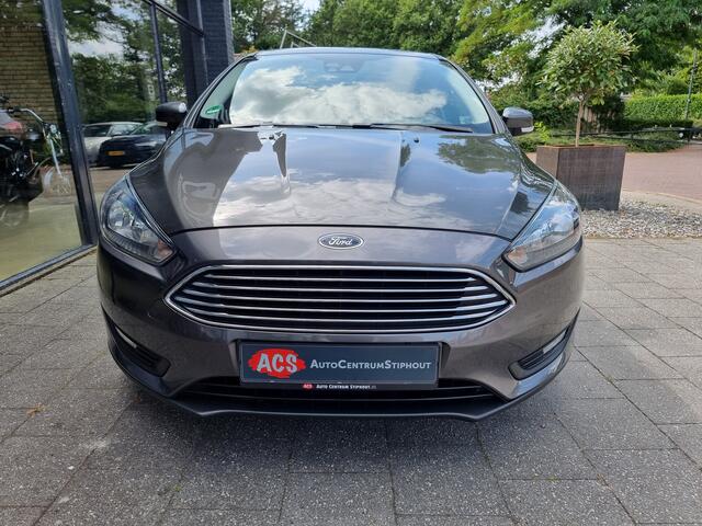 Ford FOCUS Wagon 1.0i Titanium Automaat | Distributie nieuw | Dealeronderhouden | Topstaat!