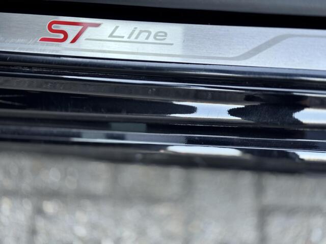 Ford FOCUS 1.5 EcoBoost ST Line X Business ACC Carplay VOL