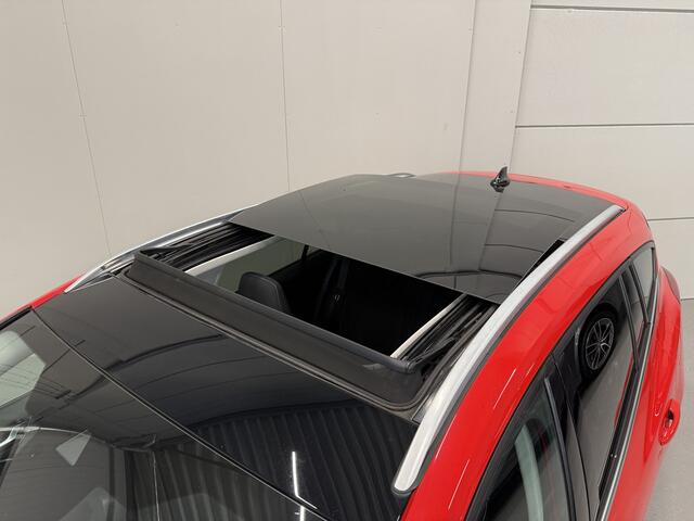 Ford FOCUS Wagon 1.0 EcoBoost Titanium aut. PANO/TREKHAAK/B&O/CAMERA/LED/ADAPTIVE CRUISE/CARPLAY/KEYLESS/STOEL+STUURVERW/PDC+ASSIST/PRIVACY/ORIG. NL AUTO/APK T/M 04-2027