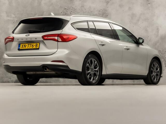 Ford FOCUS Wagon 1.0 EcoBoost Titanium (APPLE CARPLAY, GROOT NAVI, STUUR/STOELVERWARMING, KEYLESS, SPORTSTOELEN, GETINT GLAS, LM VELGEN, CRUISE, NIEUWSTAAT)