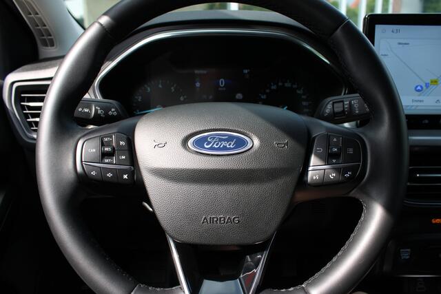 Ford FOCUS Wagon 1.0 EcoBoost Hybrid Titanium