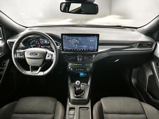 Ford FOCUS 1.0 EcoBoost Hybrid ST Line | Stoel-, stuur- en voorruitverwarming | Apple Carplay/Android Auto | Lichtmetalen velgen 17"
