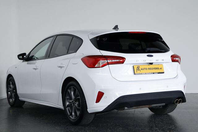 Ford FOCUS 1.5 EcoBoost ST Line 183pk / Navi / LED / ACC / HUD / Cam / Clima