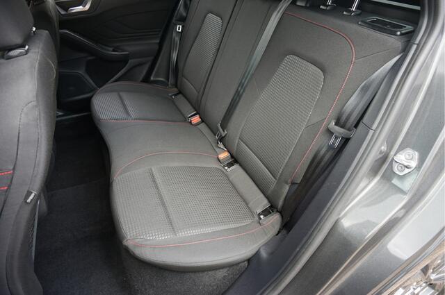 Ford FOCUS Wagon 1.0 EcoBoost Hybrid ST Line Navigatie Camera