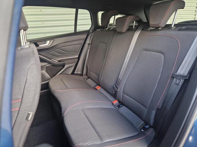 Ford FOCUS Wagon 1.0 EcoBoost Hybrid ST Line X