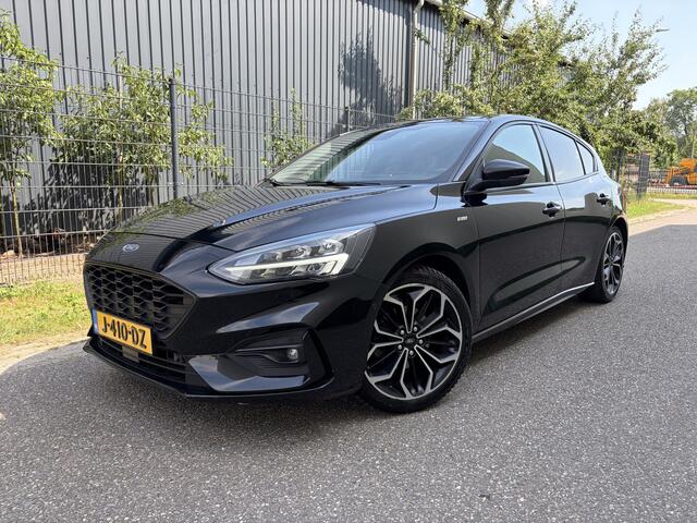 Ford FOCUS 1.0 EcoBoost Titanium Business / AUTOMAAT / NAVI / CRUISE / 135dkm!