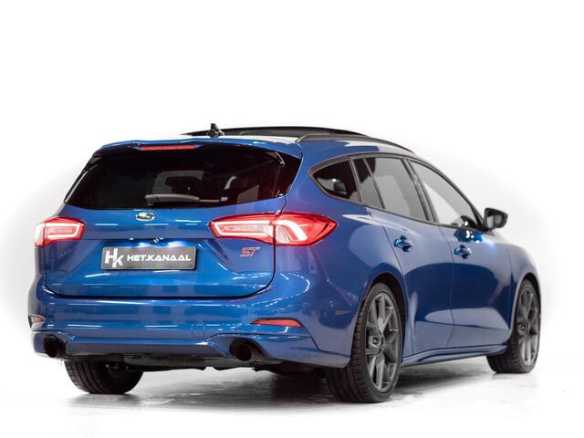 Ford FOCUS Wagon 2.3 EcoBoost ST-3 Pano B&O ACC Keyless