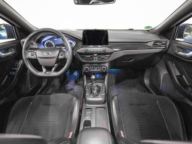Ford FOCUS Wagon 2.3 EcoBoost ST-3 Pano B&O ACC Keyless