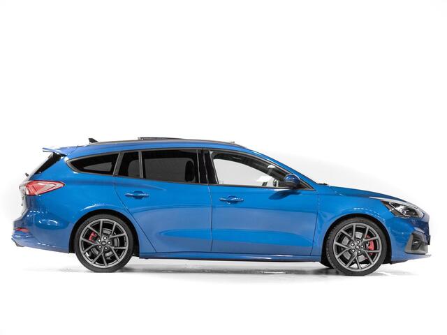 Ford FOCUS Wagon 2.3 EcoBoost ST-3 Pano B&O ACC Keyless