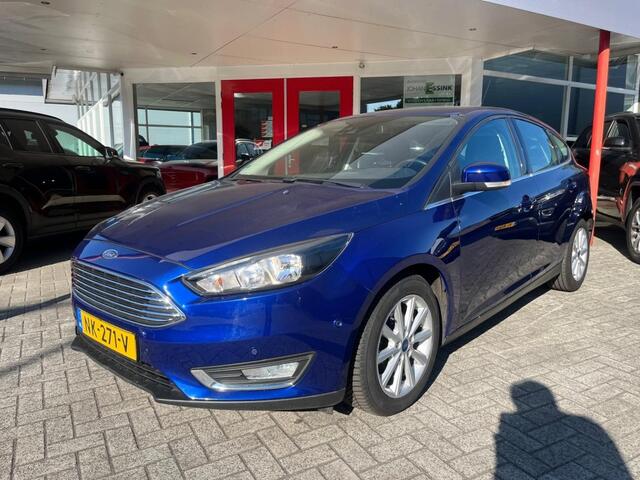 Ford FOCUS 1.0 125PK titanium Navi Blis Trekhaak Nieuwe Distributie