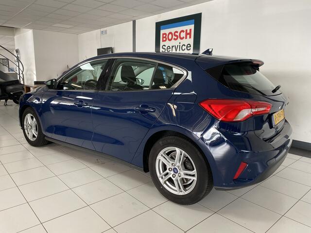 Ford FOCUS 1.0 EcoBoost Trend Edition Business Navigatie / Carplay /Led verlichting /airco
