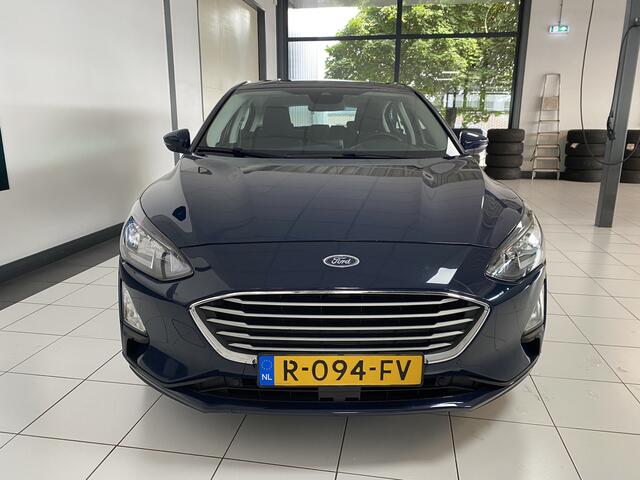 Ford FOCUS 1.0 EcoBoost Trend Edition Business Navigatie / Carplay /Led verlichting /airco