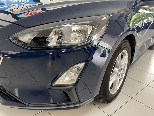 Ford FOCUS 1.0 EcoBoost Trend Edition Business Navigatie / Carplay /Led verlichting /airco