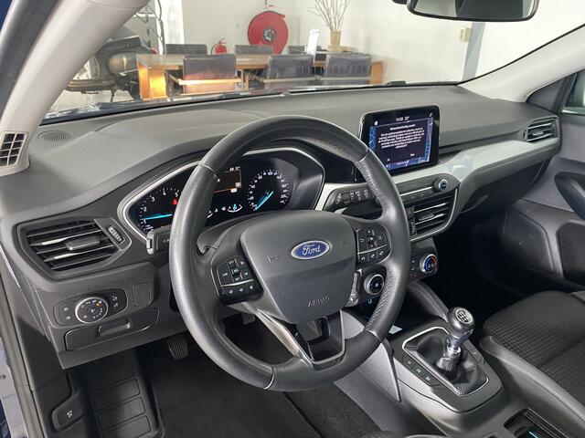 Ford FOCUS 1.0 EcoBoost Trend Edition Business Navigatie / Carplay /Led verlichting /airco
