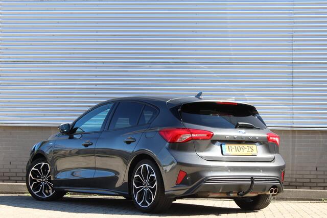 Ford FOCUS 1.5 EcoBoost ST Line Business Nette staat! | 18" | Camera | Afn. Trekhaak
