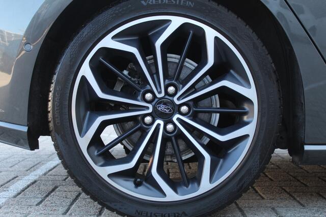 Ford FOCUS 1.5 EcoBoost ST Line Business Nette staat! | 18" | Camera | Afn. Trekhaak