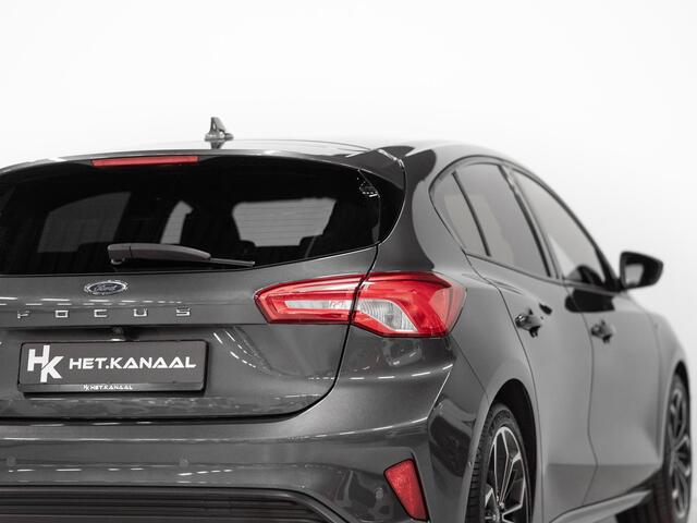 Ford FOCUS 1.5 EcoBoost ST Line Business ACC B&O Keyless HUD