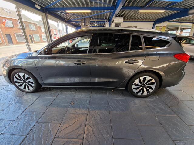 Ford FOCUS Wagon 1.0 EcoBoost Hybrid Titanium | RIJKLAAR |