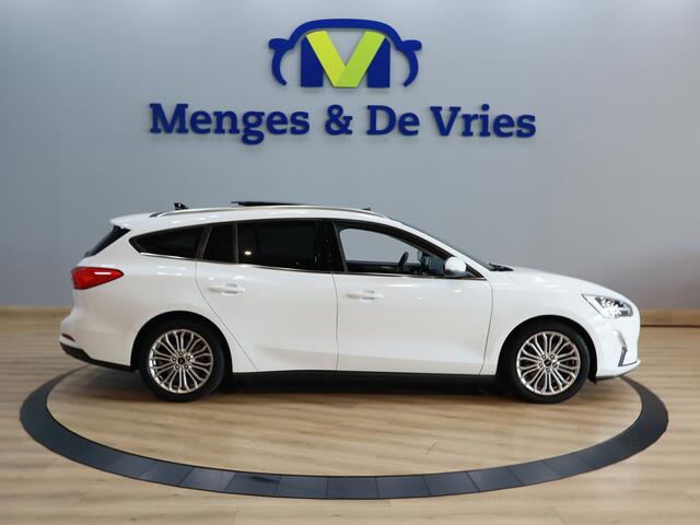 Ford FOCUS Wagon 1.0 EcoBoost Titanium Business Airco ECC | Panorama | Trekhaak | Keyless | B & O | LED | Apple Carplay | Isofix