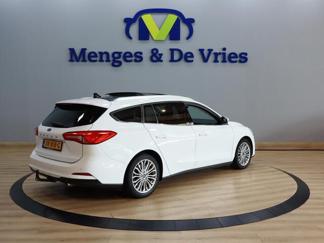 Ford FOCUS Wagon 1.0 EcoBoost Titanium Business Airco ECC | Panorama | Trekhaak | Keyless | B & O | LED | Apple Carplay | Isofix