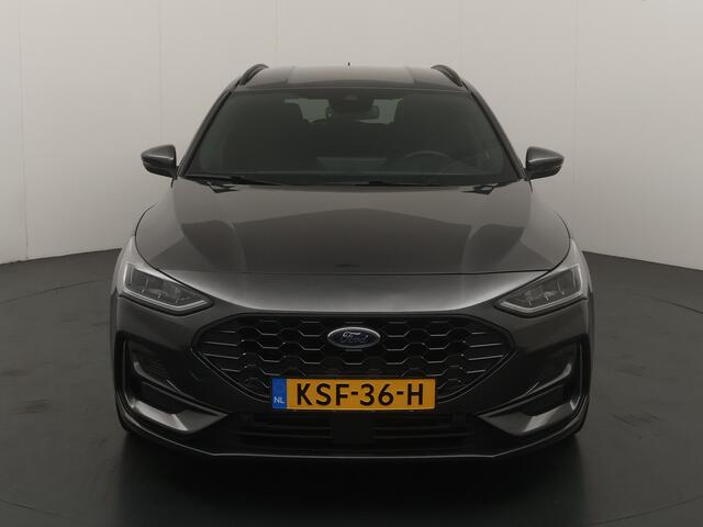 Ford FOCUS Wagon EcoBoost Hybrid 155 pk ST-Line Automaat | Cruise control | Winterpack | Climate control | SYNC 4 | All-season banden |