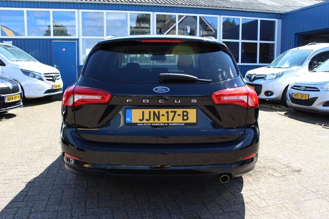 Ford FOCUS Wagon 1.0i "Titanium Business" Cruise - Navi !!! 125 Pk
