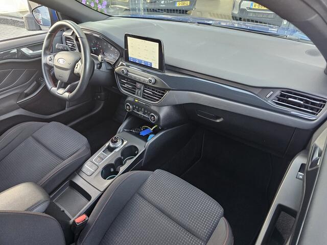 Ford FOCUS Wagon 1.5 EcoBoost ST Line Business | Geen import | Navi | Cruise