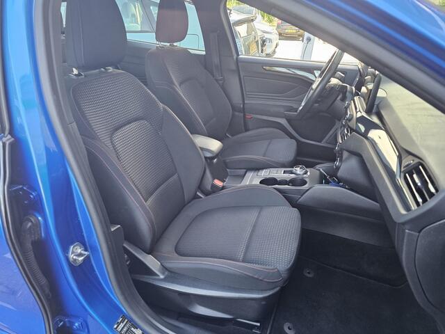 Ford FOCUS Wagon 1.5 EcoBoost ST Line Business | Geen import | Navi | Cruise