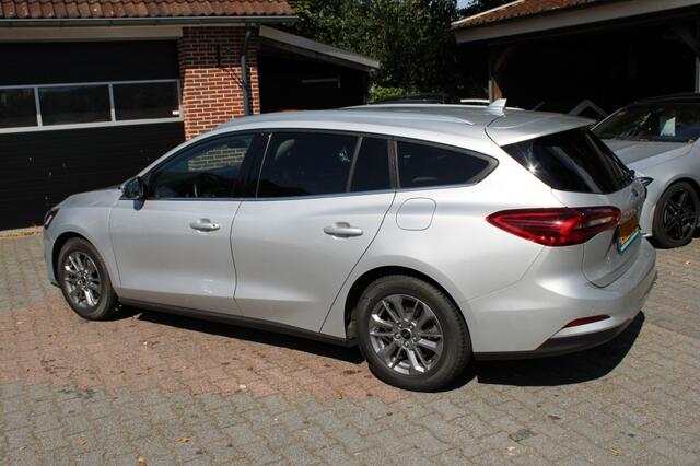Ford FOCUS 1.0 EcoBoost Hybrid Titanium - Navi - Cruise - Climate - LED