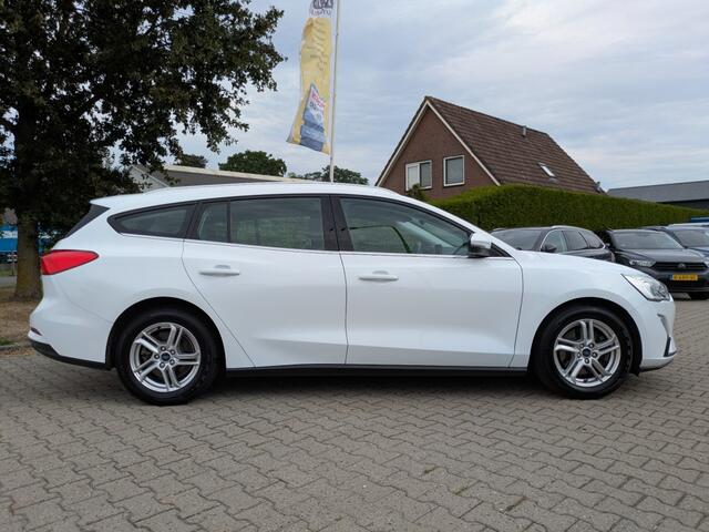 Ford FOCUS 1.0 EcoBoost Trend Edition Business I Nieuwe distributie! I Elek. Trekhaak I Stoelv.w. I Navi I Clima I Cruise I Lane assist