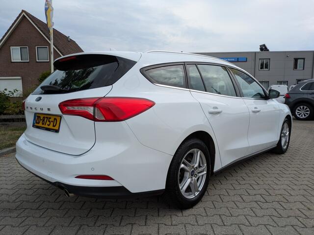 Ford FOCUS 1.0 EcoBoost Trend Edition Business I Nieuwe distributie! I Elek. Trekhaak I Stoelv.w. I Navi I Clima I Cruise I Lane assist