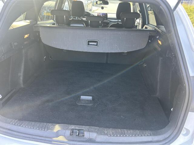 Ford FOCUS Wagon 1.0 EcoBoost Hybrid ST Line Business