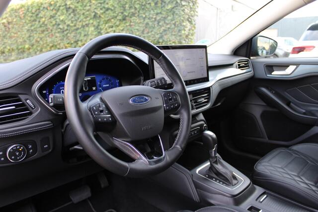 Ford FOCUS Wagon 1.0 EcoBoost Hybrid Active X | Leder! | Adaptieve cruise | Trekhaak | Camera | BLIS