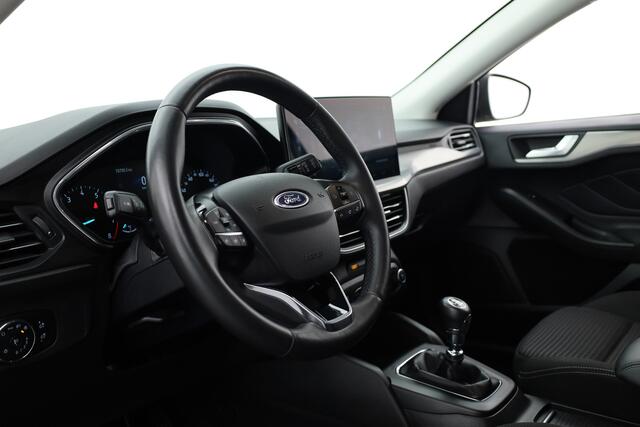 Ford FOCUS 1.0 EcoBoost Hybrid Titanium Style | Rijklaar! | Cruise Control | Camera | Stoel- Stuurverw. | Apple CarPlay & Android Auto | Navi
