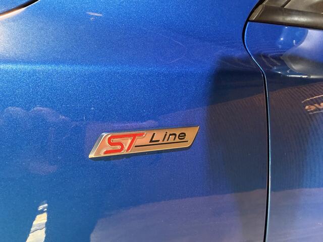 Ford FOCUS Wagon 1.0 EcoBoost. ST LINE. Titanium X Business