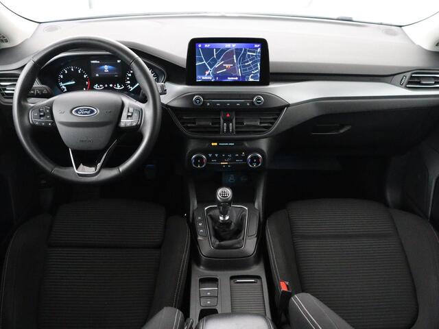 Ford FOCUS 1.0 EcoBoost Hybrid Titanium Style | Trekhaak | Carplay | Navigatie | Keyless | Full LED | Parkeerhulp | Climate control | Bluetooth | Cruise control