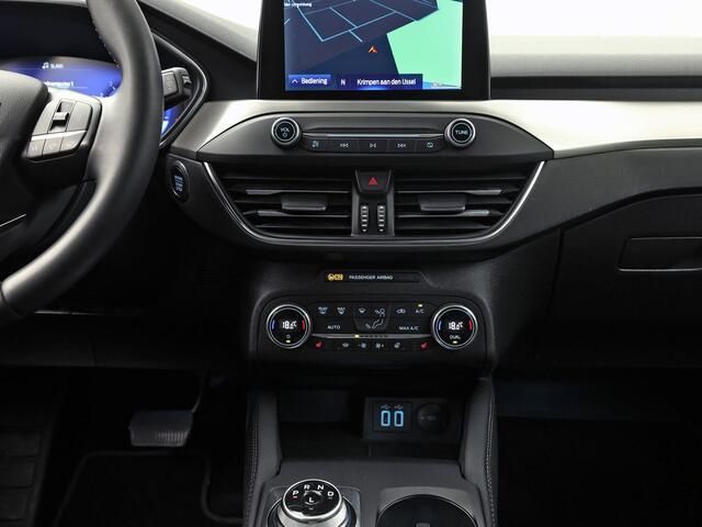 Ford FOCUS Wagon 1.0 EcoBoost Titanium X Sport Automaat (APPLE CARPLAY, GROOT NAVI, CAMERA, STUUR/STOELVERWARMING, KEYLESS, SPORTSTOELEN, GETINT GLAS, LANE ASSIST, NIEUWSTAAT)