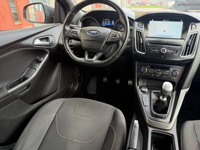 Ford FOCUS Wagon 1.0 EcoBoost ST Line, Navi, Nieuwe Distributieriem