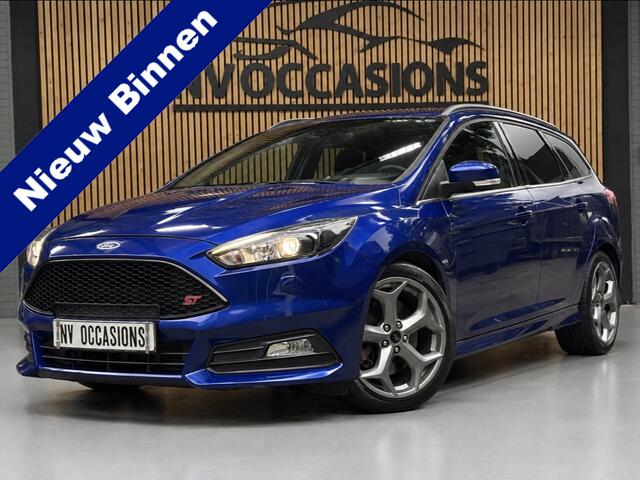 Ford FOCUS Wagon 2.0 ST 250PK/XENON/RECARO/CRUISE/STOELVW/18"/UNIEK!