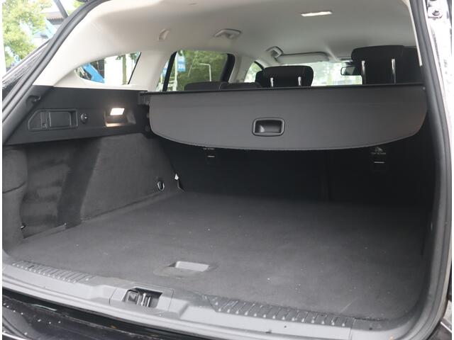 Ford FOCUS Wagon 1.0 EcoBoost Hybrid Titanium Style Navi / Carplay / Blis / Afn.Trekh / Adap. Cruise / Mild-Hybride