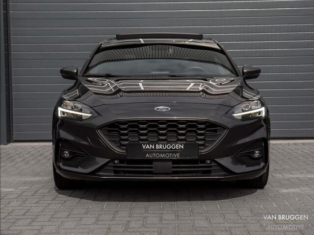 Ford FOCUS 1.0 EcoBoost ST Line Pano B&O