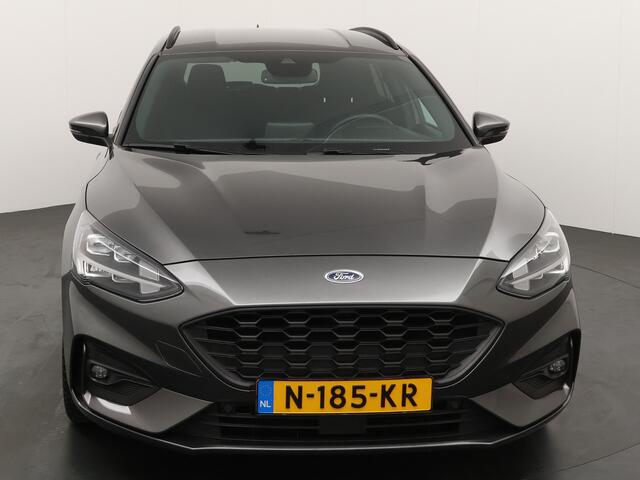 Ford FOCUS Wagon EcoBoost 125 pk ST Line | Trekhaak | Dealer onderhouden | FULL LED | Winterpack | Head up Display | All Season banden