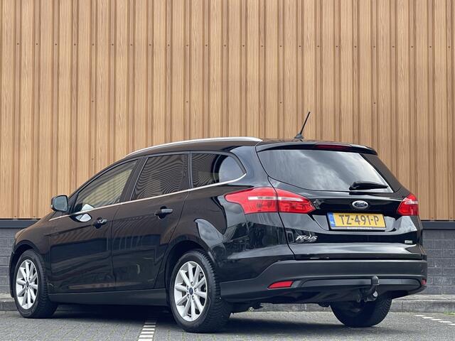 Ford FOCUS Wagon 1.0 Lease Edition | Trekhaak | Keyless Go/Entry | Airconditioning | Stoel- en stuurverwarming | Bluetooth | Voorruitverwarming |