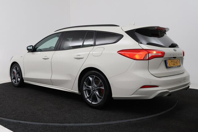 Ford FOCUS Wagon 1.0 EcoBoost Hybrid ST Line X Business (CAMERA, TREKHAAK, B&O SOUND, STOEL/STUUR VERWARMIN