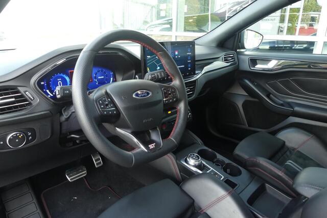 Ford FOCUS 2.3 EcoBoost ST-X H&R, HUD, WINTER PACK, ADAPT. CRUISE, CLIMA, NAVI, CAMERA, PDC V&A, APPLE CARPLAY/ANDROID AUTO, BLIS, KEYLESS, B&O, ELEKT. STOELEN, 30.474KM