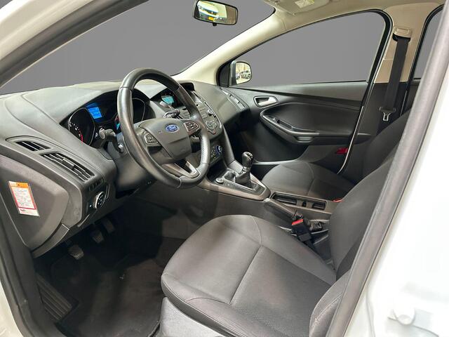 Ford FOCUS 1.0 100 Pk 5-Deurs Trend | Airconditioning | Radio CD Speler | Centrale Deurvergrendeling met Afstandsbediening | Elektrische Ramen Voor | Bestuurdersstoel in Hoogte Verstelbaar |